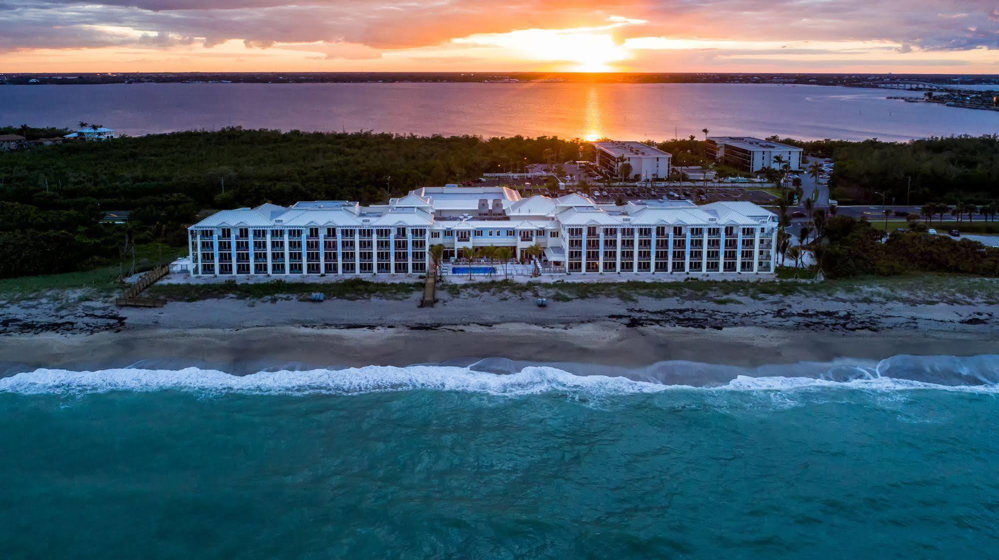 Hutchinson Shores Resort & Spa Дженсен-Бич Экстерьер фото